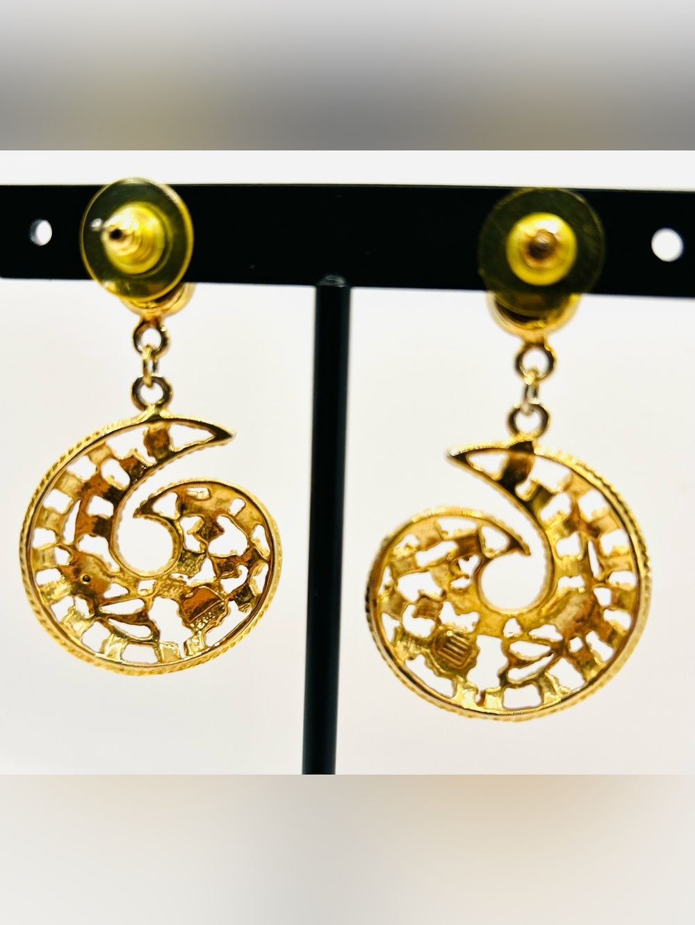 Jeweled crystal rhinestone swirl gold tone statement dangle pierced earrings